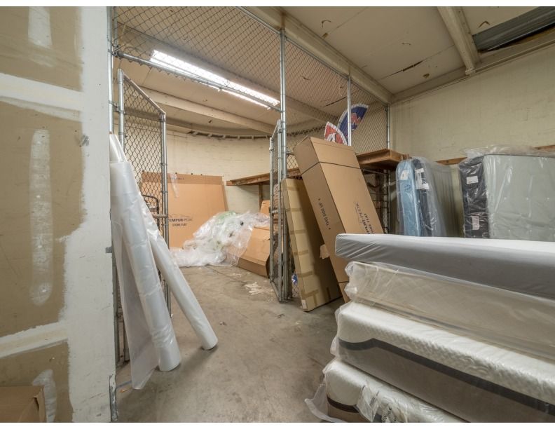 Prime Ventura Retail : 4051 E. Main Street, Ventura, CA 93003